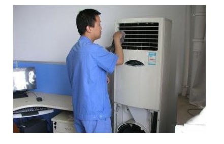 广州海尔柜式空调室内机清洗